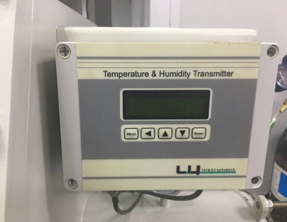 Boîte à gants d'acier inoxydable avec le système de purification pour l'usage chimique 7 de recherches d'utiliser-et de recherches de laboratoire